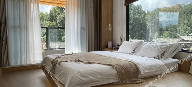 雅安隐里民宿(上里古镇店)图片