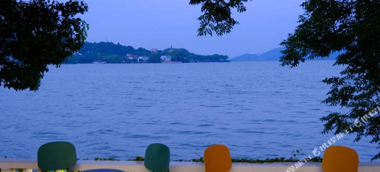东钱湖真隐·心舍|180°湖景度假民宿(院士中心店)图片