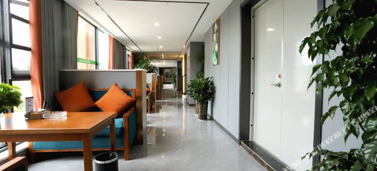 云熙商务酒店(南充北站店)图片