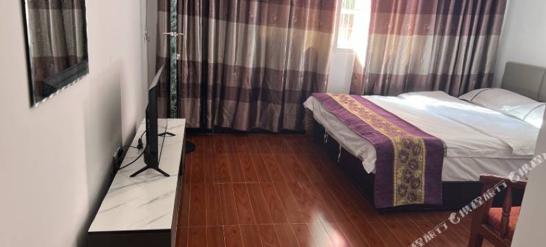 宾川鸿运来酒店图片