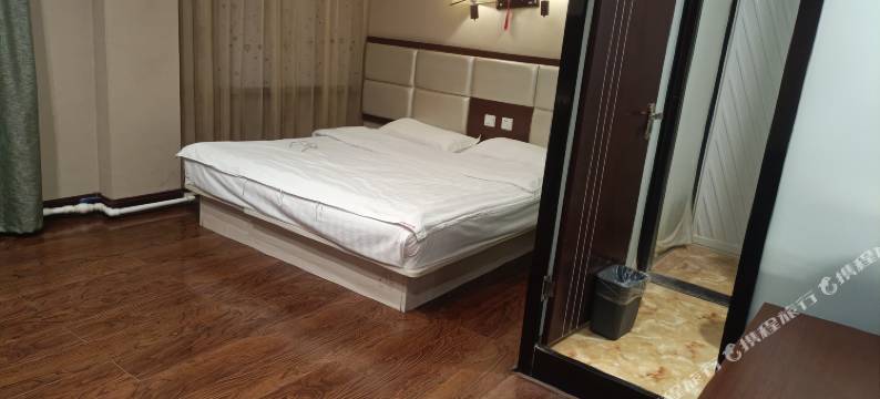 通榆吉鹤材宾馆图片