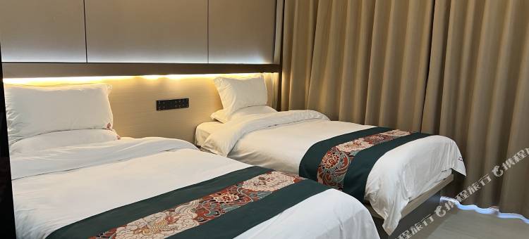 杂多扎西仓酒店图片