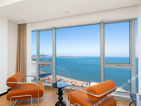 烟台•海阁云舍|SeaviewWwmmProjectionRo定制感民宿(滨海广场店)