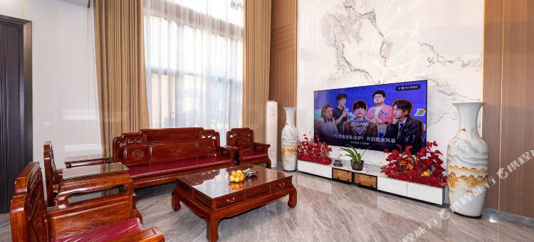 桐庐云栖月庐民宿(OMG心跳乐园店)图片
