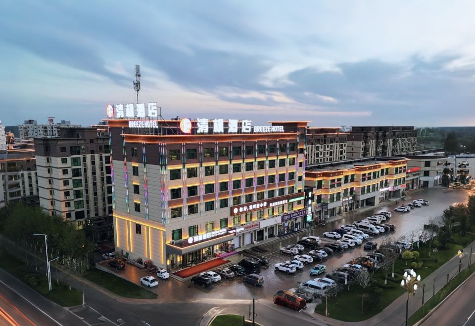 清枫酒店（霍城清水河店）外景图