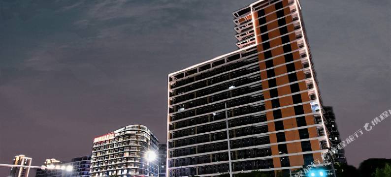 斯维登精品公寓(昆山花桥花溪公园地铁站店)图片