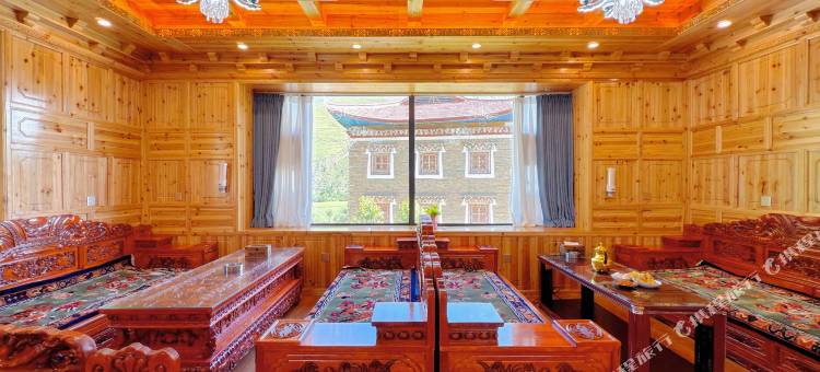 康定雪域秘境民宿(甲根坝店)图片