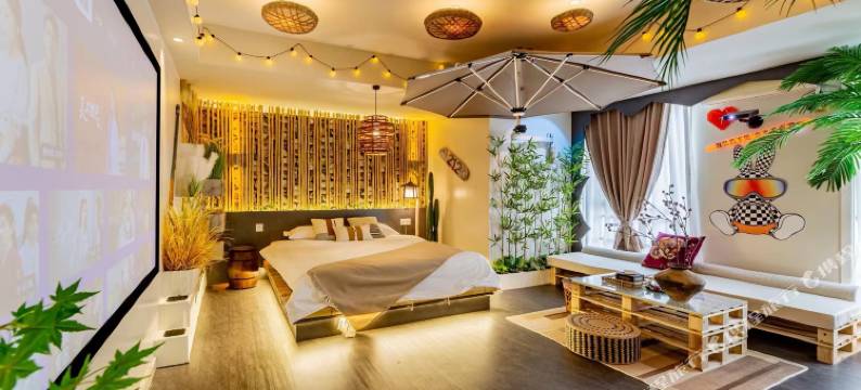 米宿瞳话·电竞观影民宿(凯德广场万象城店)图片