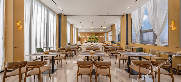 华丽国际大酒店(昆明官渡新螺蛳湾店)图片