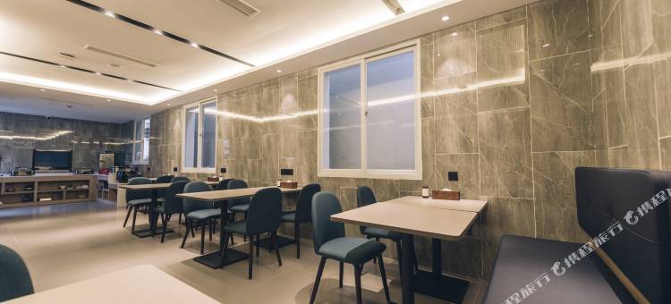 青年阳光S酒店(厦门机场东渡客运码头店)图片