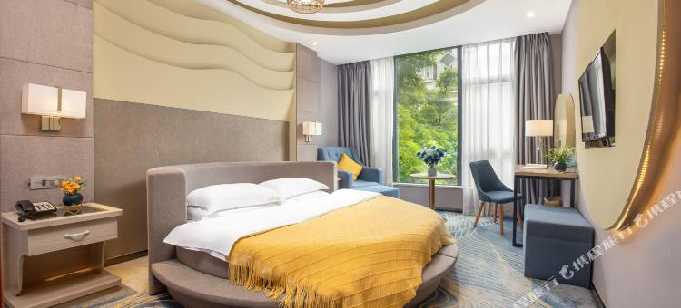 漓江乐途酒店(桂林两江四湖象鼻山景区店)图片