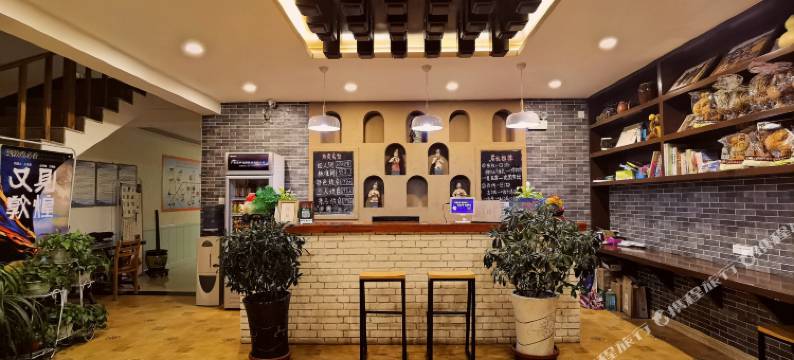 敦煌唐轩青年客栈(鸣沙山月牙泉店)图片