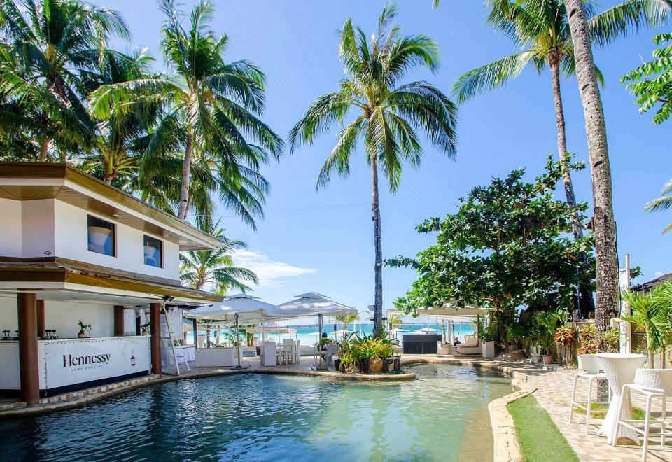 White House Beach Resort Hotel Overview