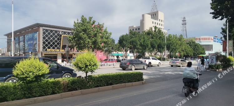 维也纳酒店(霸州益津南路高铁站店)图片