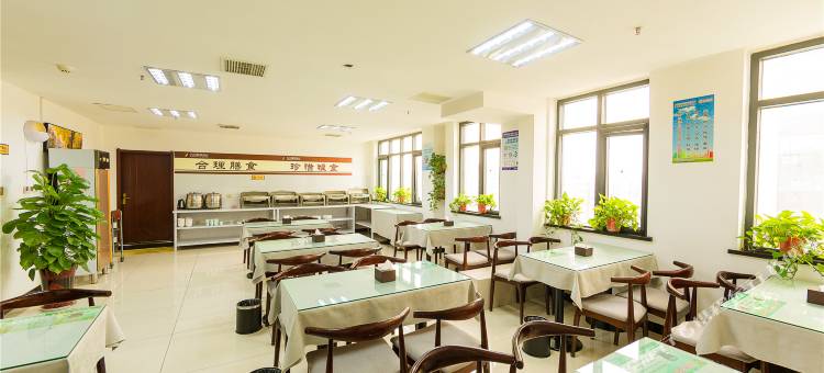 云川丽景酒店(驻马店文明大道实验小学北二校区店)图片