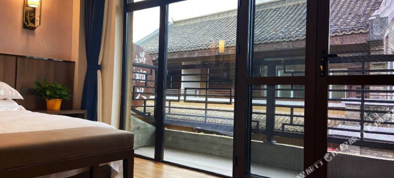 恋乡太行水镇遇榴火民宿图片