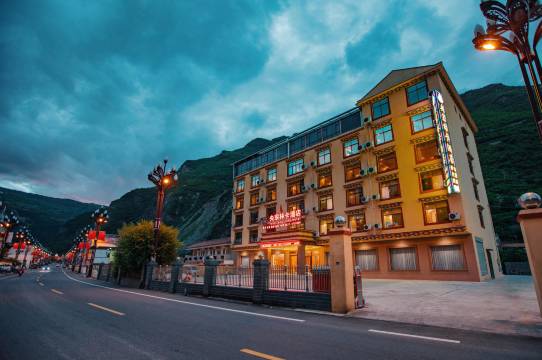 hotel overview picture