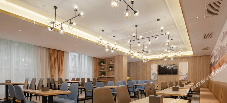H酒店(西安高新丰庆公园地铁站店)图片