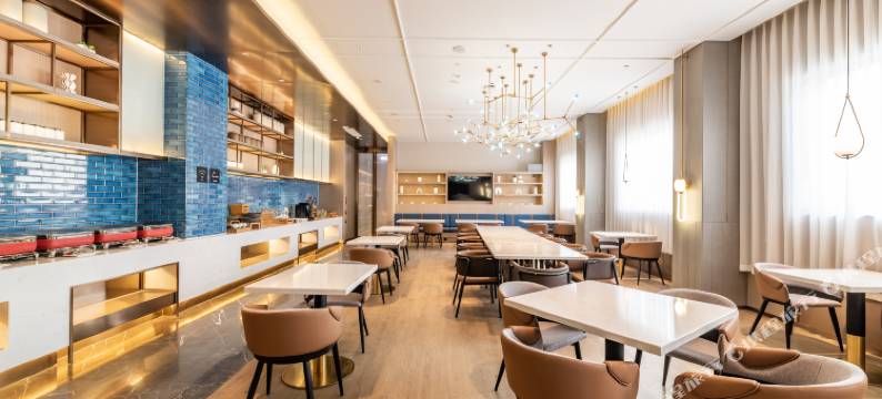 成都大悦城武侯大道地铁站亚朵X酒店图片