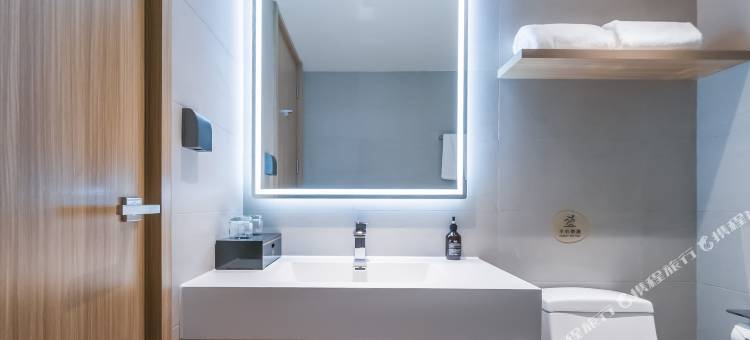 艾扉酒店(昆明北京路东风广场地铁站店)图片