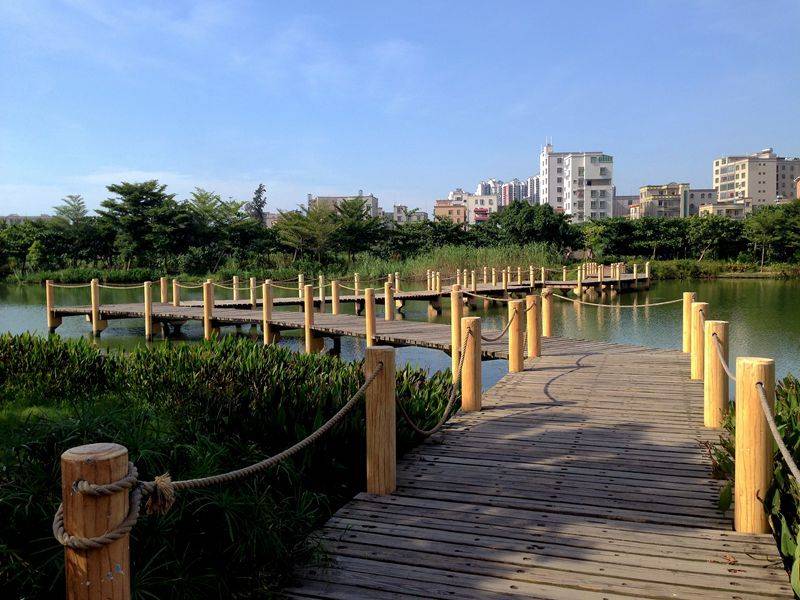 龙汐·臻享公寓(湛江万达广场中澳友谊花园店)图片