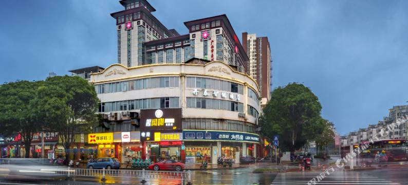 开泰智能酒店(南宁市仙葫广场广西警察学院仙葫校区店)图片