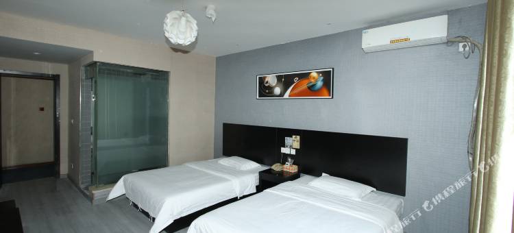 都市118连锁酒店(东平明湖中学店)图片