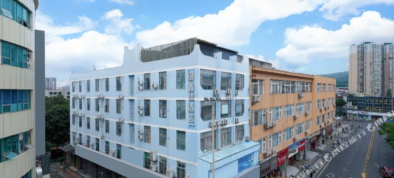 成都银鑫佳酒店(龙泉驿地铁站店)图片