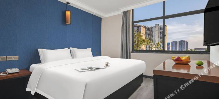 上高新名典酒店(敖山大道镜山广场店)图片