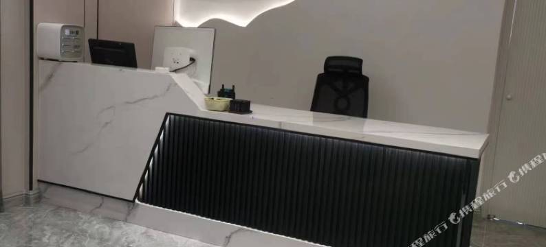 依兰希尔曼宾馆图片