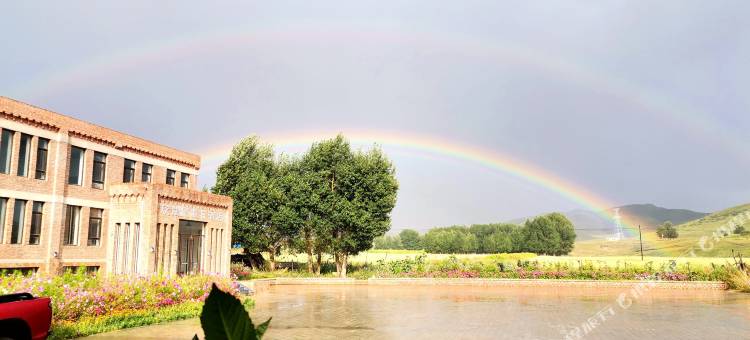 丰宁欣龙门假日酒店图片