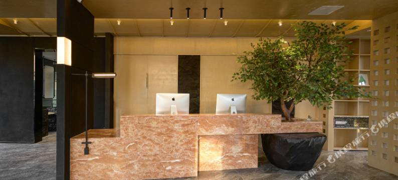 兰汀酒店(青岛五四广场高雄路地铁站店)图片