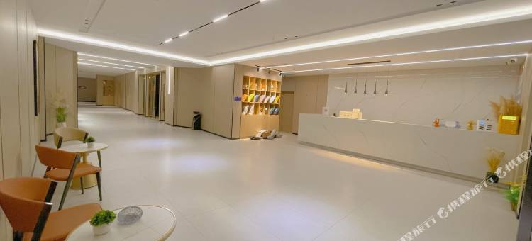 云峰精选酒店图片
