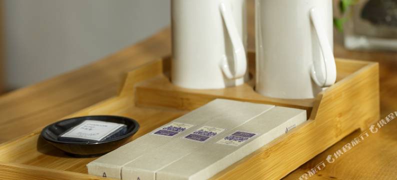 那拉提蓬山风起民宿图片