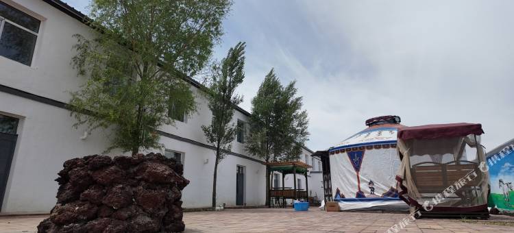 白音艾勒民宿图片