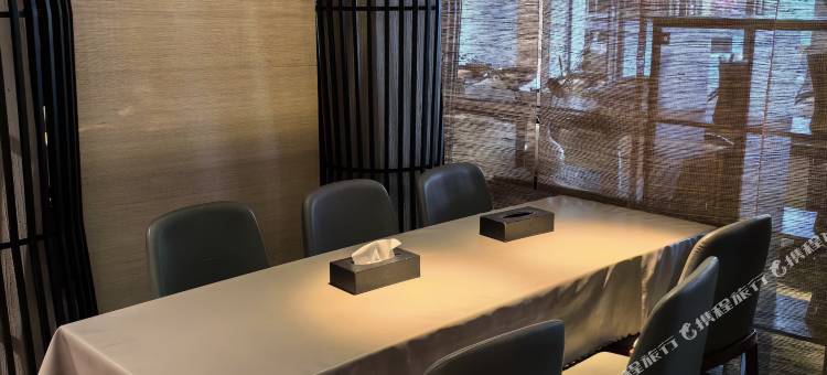 Hi Hotel(广州白云亭岗地铁站店)图片
