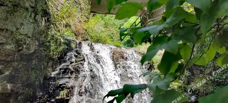 石台牯牛降硒养居民宿图片