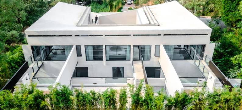 万澳庭院后瀛野奢民宿(临潼店)图片