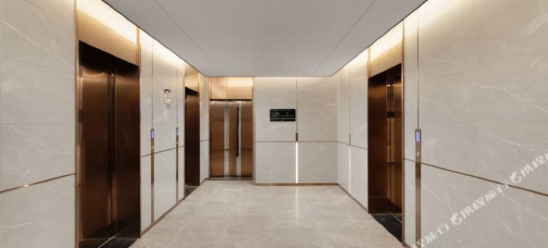 成都高斯曼服务式公馆(成都南站桐梓林地铁站店)图片