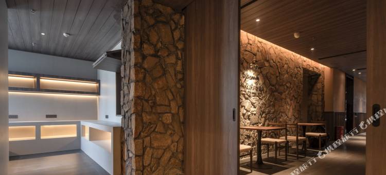 末旬·春 设计师酒店(重庆解放碑洪崖洞店)图片