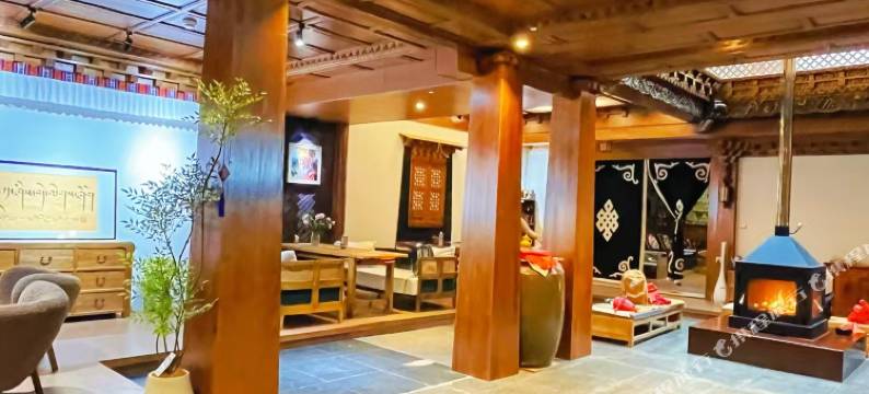 香格里拉润兰林卡精品民宿(独克宗古城店)图片