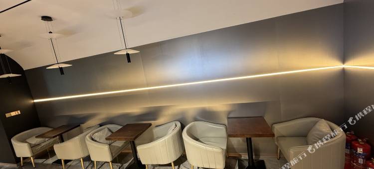 伊春新谦ESPORTS酒店图片