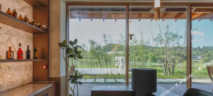 乐至栖岸酒店图片