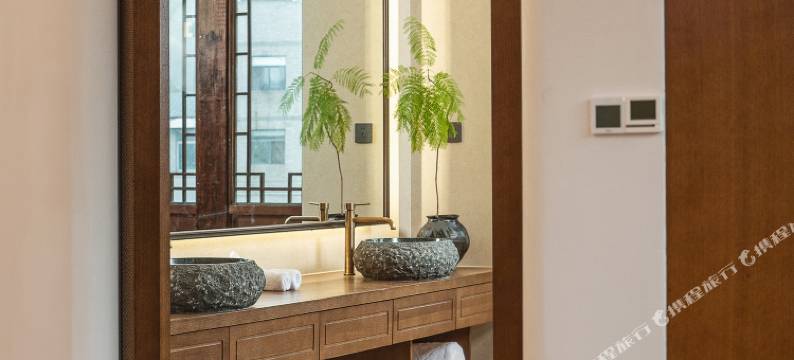 南京栖霞颐和隐逸枫丹酒店图片