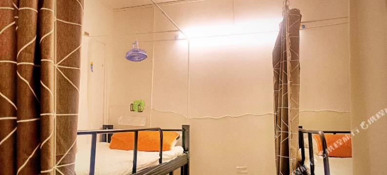 风雪夜归人青旅(岳阳步行街店)图片