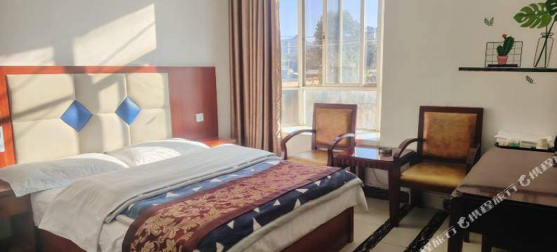 鸿阳酒店(昆明建筑技工学校北部客运站店)图片