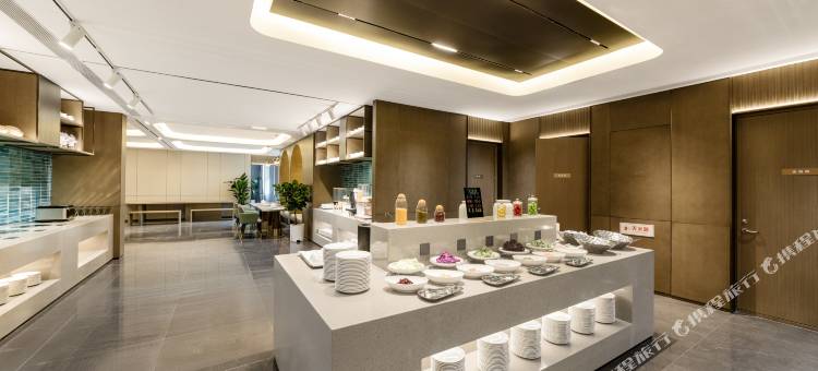 沈阳蓝鹰宾馆(沈阳站太原街店)图片