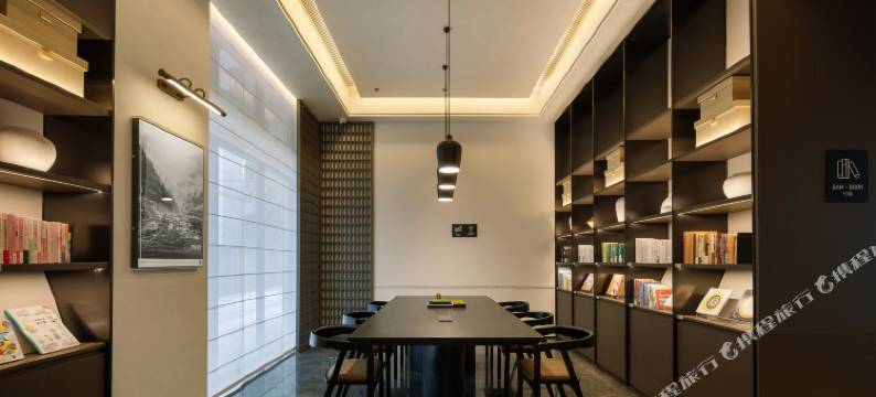 广州永庆坊中山八地铁站亚朵酒店图片