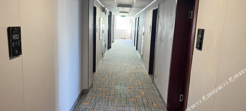 吉木乃鸿雅大酒店图片