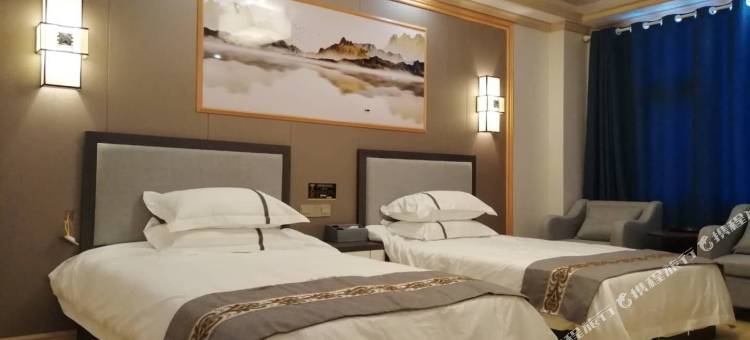 左贡县侨建精品酒店图片